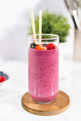 Mixed berry smoothie