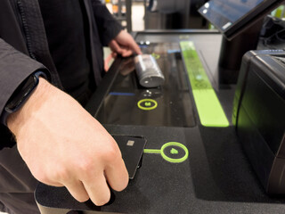  buying make up at cosmetics section in store,self checkout systems in  retail stores,Barcode scanner,Self checkout machine