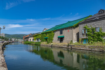 Fototapeta na wymiar 小樽運河、夏観光