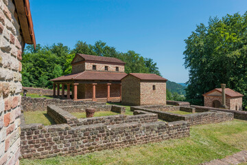 Römischer Tempelbezirk Tawern in Rheinland-Pfalz, Deutschland - 611338425