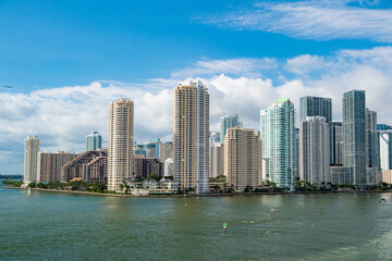 Fototapeta premium miami metropolis skyline with skyscrapers. miami metropolis skyline. miami metropolis skyline in florida. miami metropolis skyline with horizon.