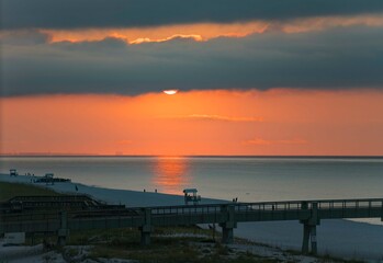 Naklejka na ściany i meble Florida sunrise over pier