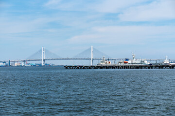 Fototapeta premium 横浜みなとみらいの海岸風景