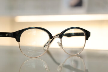 Eyeglasses 