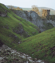 Castleton Cave Dale Castle - Peak District