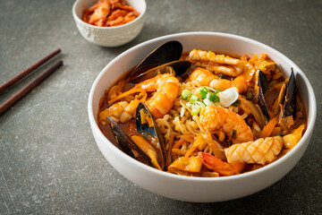 Jjamppong -  Korean Seafood Noodle Soup