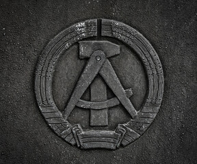 Hammer Zirkel Ährenkranz