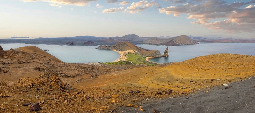 Pinnacle rock and summit hike trail Galapagos Islands