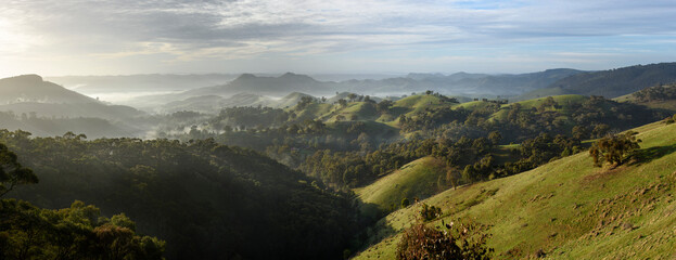 Murchison Gap, Valley of a thousand Hills, Strath Creek, Reedy creek, Victoria, Australia © Stella 