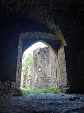 Die Burgruine Collenburg bei Collenberg am Main im Landkreis Miltenberg in Deutschland