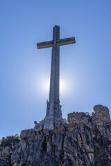 Cruz al medido dia