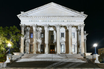 Obraz premium United State Custom House in Downtown Charleston, SC.