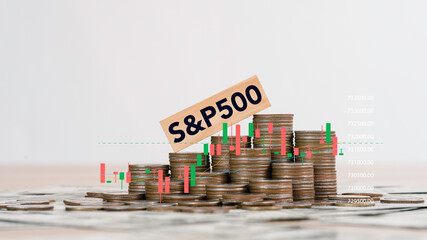 stock S and P 500 Index fund symbol is on wooden cubes in stack coins symbolizing that the S and P 500 Index is changing the trend, goes up instead of down. Business, S and P 500 concept. - obrazy, fototapety, plakaty