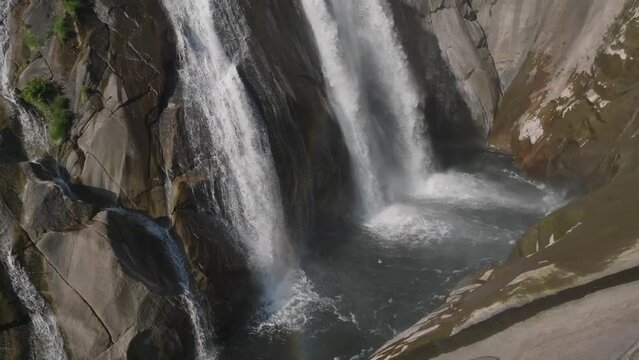 Cascada de Ezaro desde punto de vista a&eacute;reo