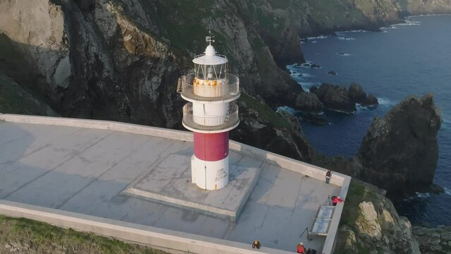 Faro de Cabo Ortegal desde punto de vista a&eacute;reo.