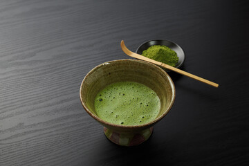 抹茶　木目背景イメージ