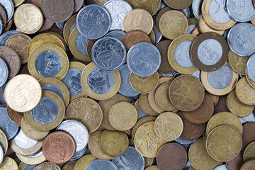brazilian money coins pile