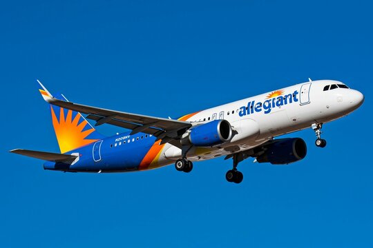 Allegiant A320 N209NV on final approach to Williams Gateway Airport