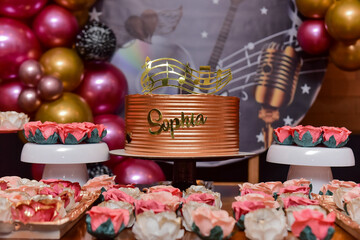cake and decorations, birthday cake with musical note, copper birthday cake, copper cake, birthday cake, cake decorated with musical note, rose gold, sophia name cake, cake with name, candy balls