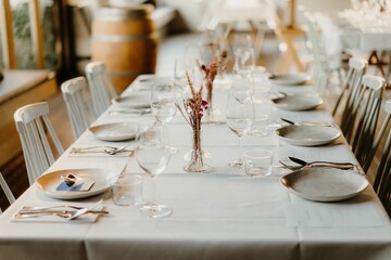 simple wedding table set up