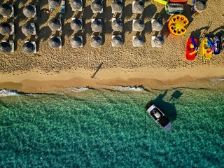 (4K) Topdown Drone shot of Makris Gialos beach, Kefalonia, Cephalonia, Greece