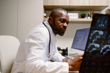 CT scan professional Doctor diagnosis clinic 