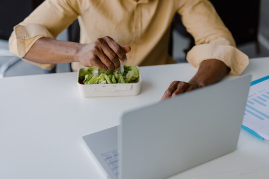 Anonymous food lunch laptop freelancer occupation