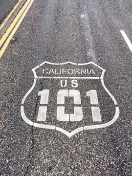 California US Highway 101 road signage