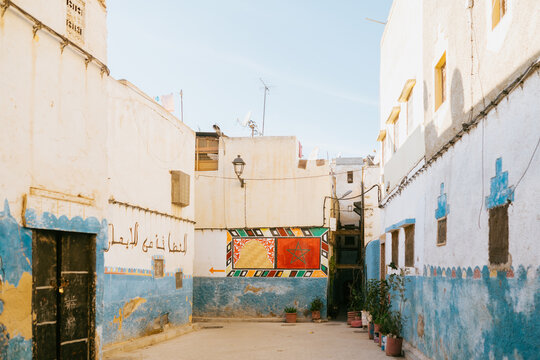 Sunny alley corner