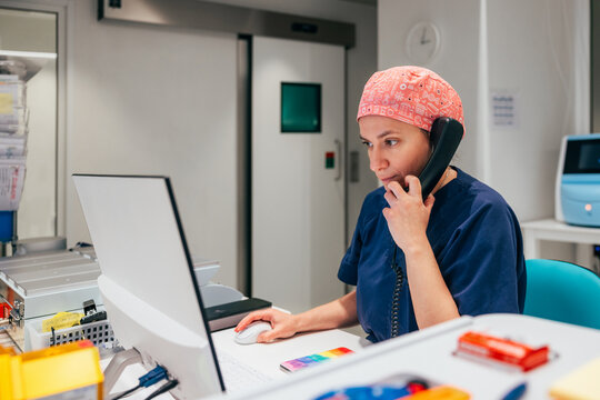 Female health worker in medical laboratory