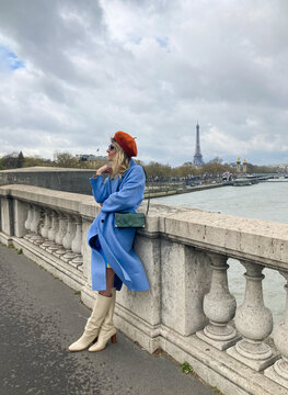 Beautiful Woman in Paris 