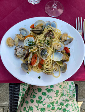 Spaghetti With Clams