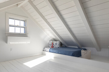  design vacation home bedroom with bunk bed and pilow 