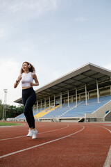 Obraz premium woman running on track