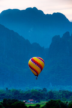 hot air balloon in Vang Vieng, Laos, Beautifull landscape on the Nam Song River in Vang Vieng, Laos