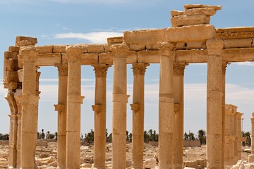 Fototapeta premium View of the ruins of the ancient Palmyra city built in the 1st to 2nd century. UNESCO World Heritage. Syria.