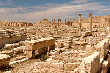 Fototapeta premium View of the ruins of the ancient Palmyra city built in the 1st to 2nd century. UNESCO World Heritage. Syria.