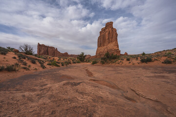 hiking the park avenue trail in arches national park, utah, usa