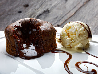 Chocolate fondant lava cake