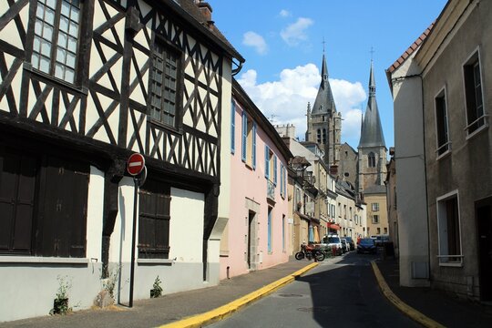 Rue Haute Foulerie, Dourdan, &Icirc;le-de-France, France.