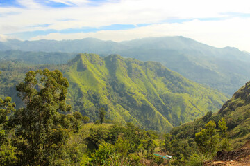 Fototapeta premium Scenic Ella Gap, Hill Country, Sri Lanka