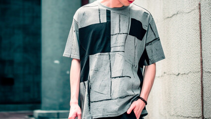 Men short sleeve tshirt black thank side mock up walking in street