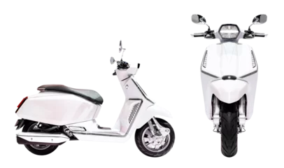 Crédence de cuisine en verre imprimé Scooter Front and side view white motorcycle scooter