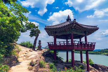 Fototapeta na wymiar Sinreuksa (temple)-Yeoju Gyeonggido, Korea