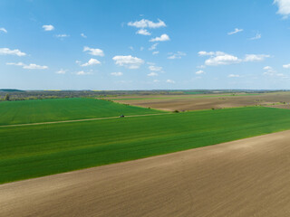 Rural landscape with blue sky and mass farming in Hungary. 농업, 넓은 들판