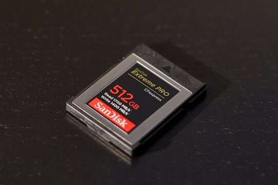 CFexpress memory card, CF express