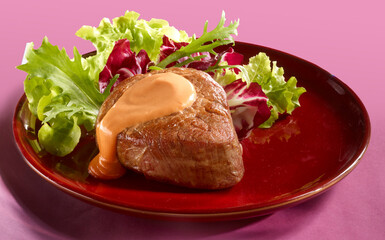 Kalbsfilet mit Bourguignonne Sauce