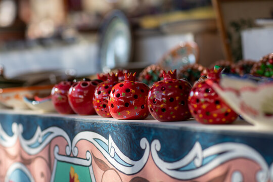 pomegranate ceramic arts in uzbekistan