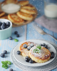 Cottage cheese pancakes - traditional Russian syrniki