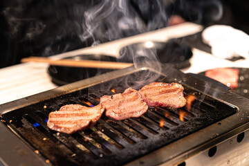 焼き肉　外食　料理
